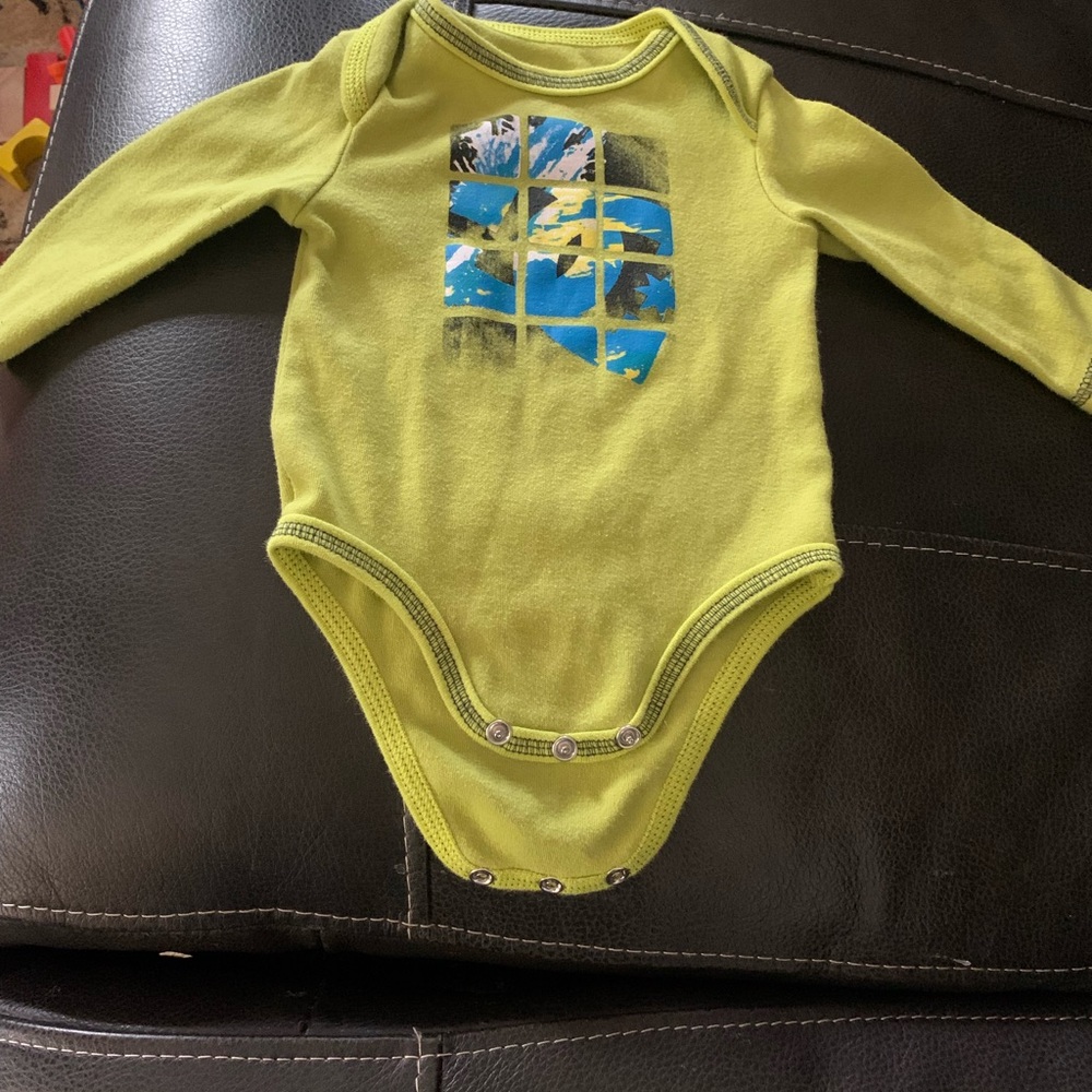 Dc onsie